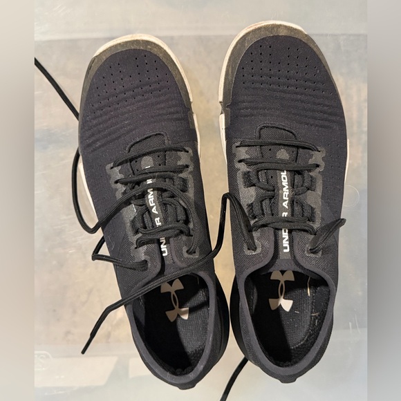 Under Armour Black Athletic Sneakers with Logo Tongue - Picture 2 of 4